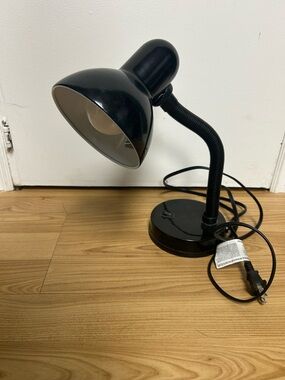 Black Adjustable Gooseneck Desk Lamp